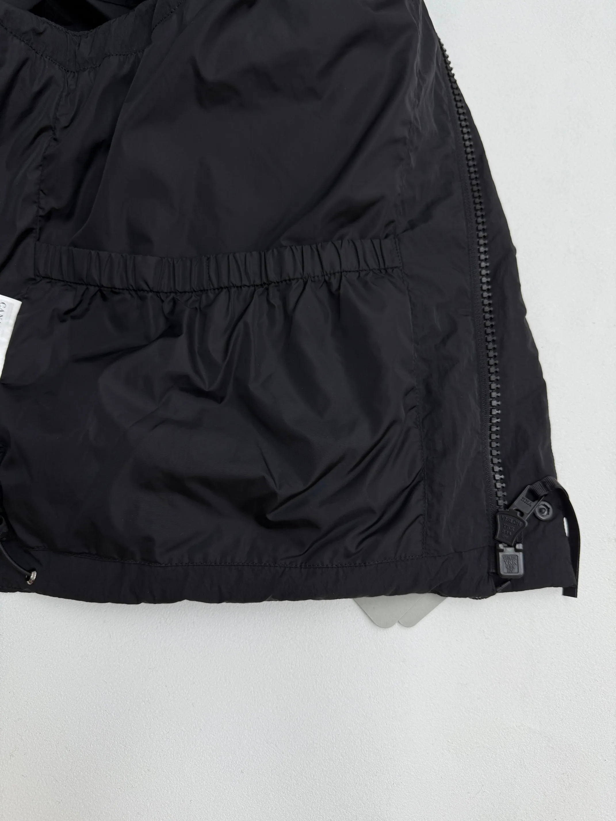 P800 Canada Goose Junction Series Black Label Down Vest S/M/L/XL
